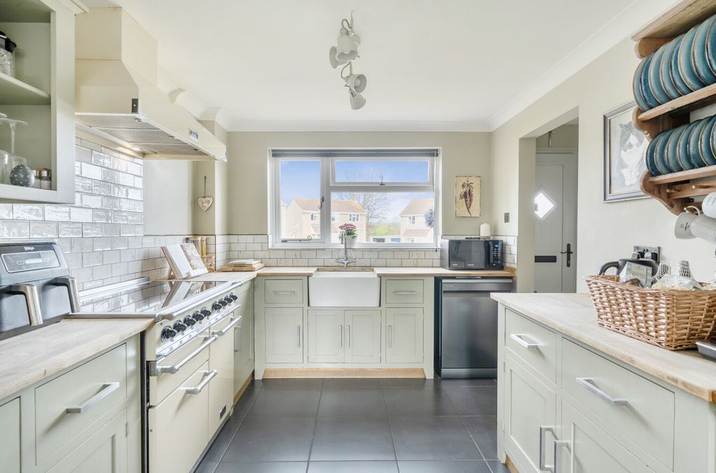 Additional image 5 of 4 bed detached house for saleKents Close, South Chard, Chard, Somerset TA20