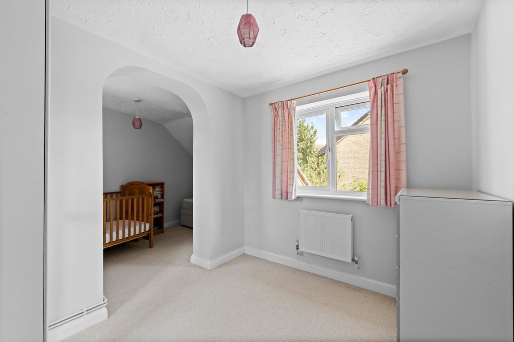 Additional image 7 of 4 bed detached house for saleFairbourne Lane, Caterham CR3
