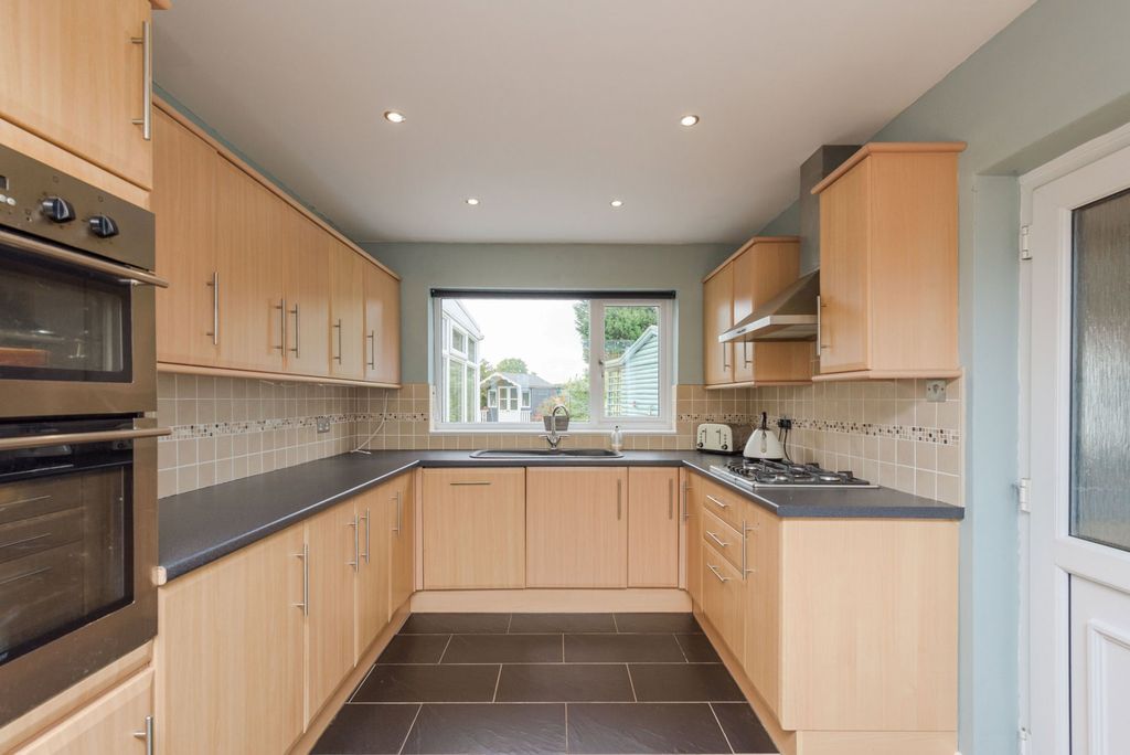 Additional image 11 of 2 bed semi-detached bungalow for saleWoodhouses Road, Woodhouses, Burntwood WS7