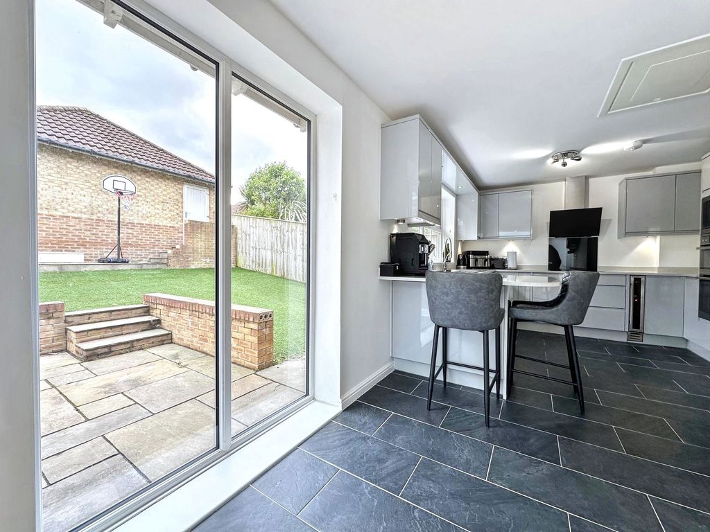 Additional image 10 of 5 bed detached house for saleBewicke View, Birtley, Chester Le Street DH3