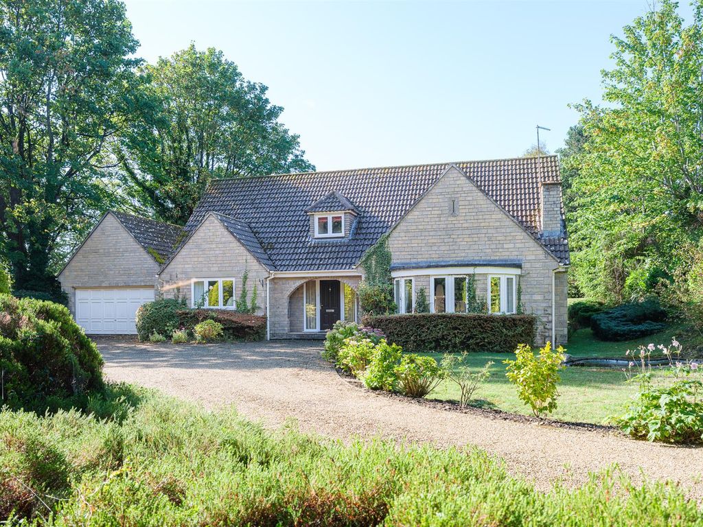 Additional image 2 of 4 bed detached house for saleOld Hardenhuish Lane, Chippenham SN14