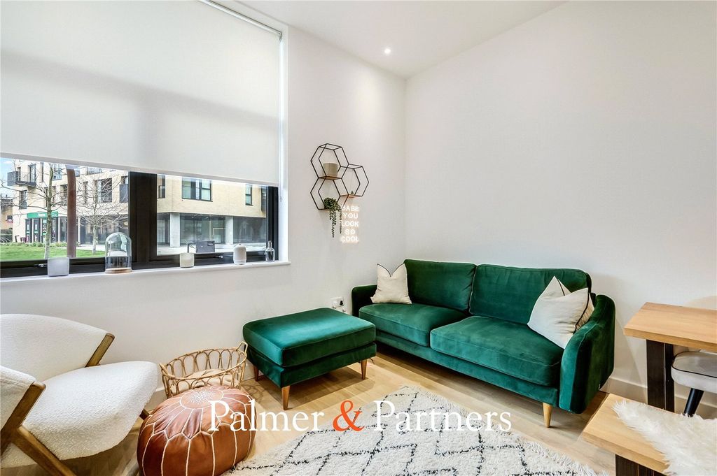 Additional image 5 of 2 bed maisonette for saleBurgess Springs, Chelmsford, Essex CM1