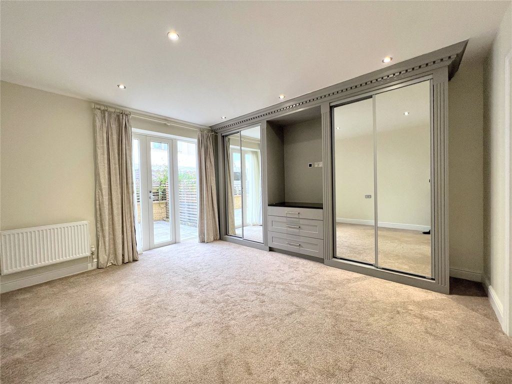 Additional image 8 of 1 bed flat for saleStratton Place, Stratton, Cirencester, Gloucestershire GL7