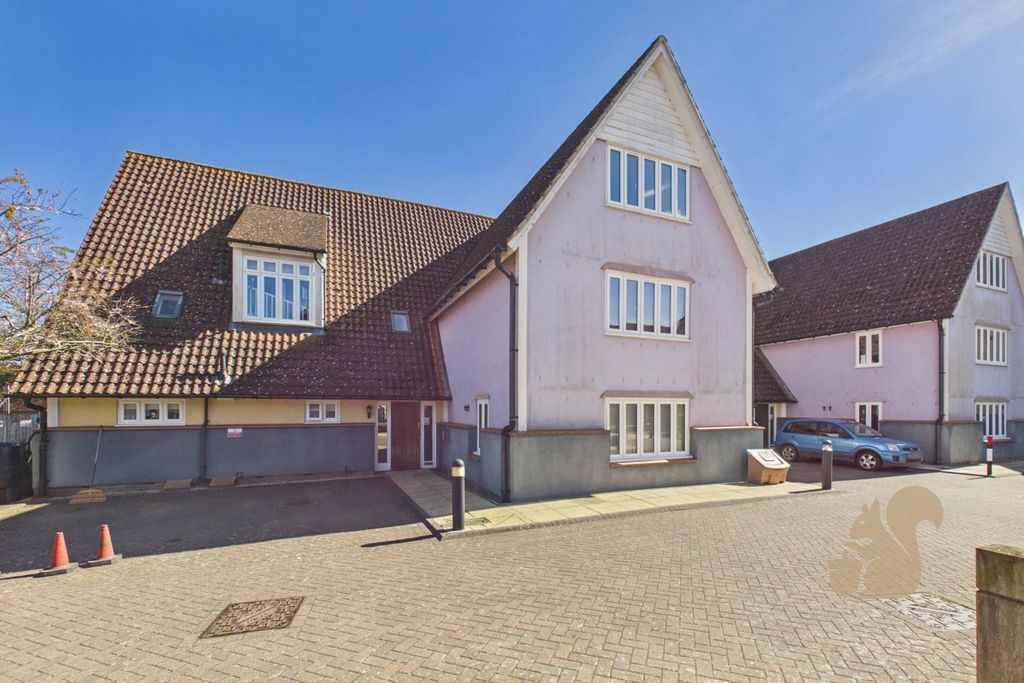 1 bed flat for saleMeadow Lane, Sudbury CO10
