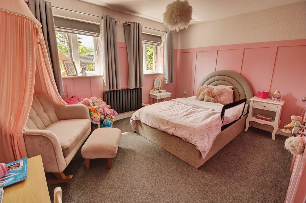 Additional image 15 of 4 bed detached house for saleSelwyn Road, Burntwood WS7