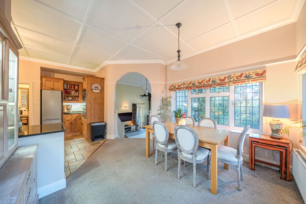 Additional image 17 of 5 bed detached house for saleTupwood Lane, Caterham CR3