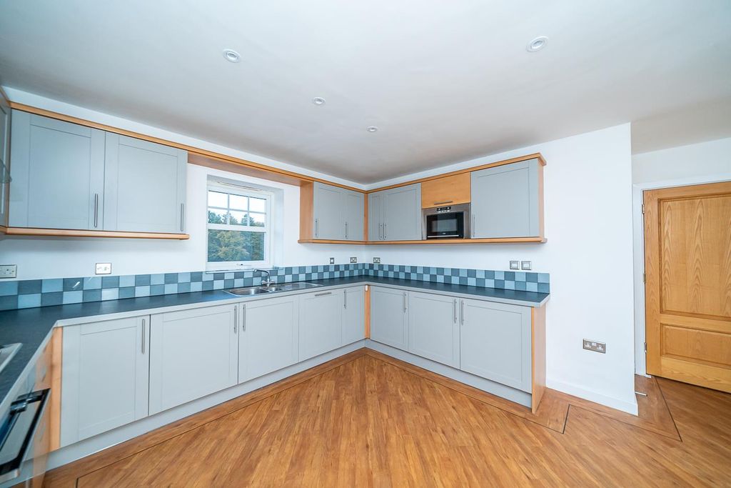 Additional image 7 of 2 bed flat for saleSandy Lane, Shoal Hill, Cannock WS11