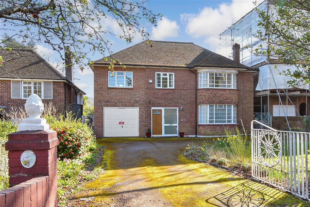 5 bed detached house for saleMaidstone Road, Chatham, Kent ME4