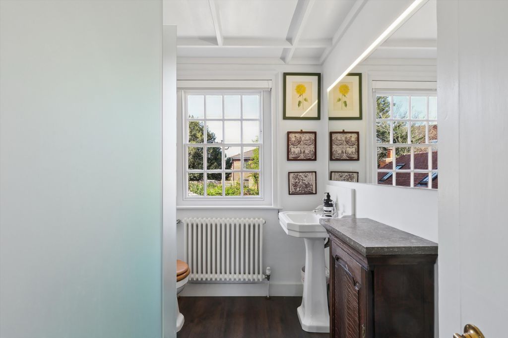 Additional image 20 of 5 bed link detached house for saleWindsor Street, Chertsey, Surrey KT16