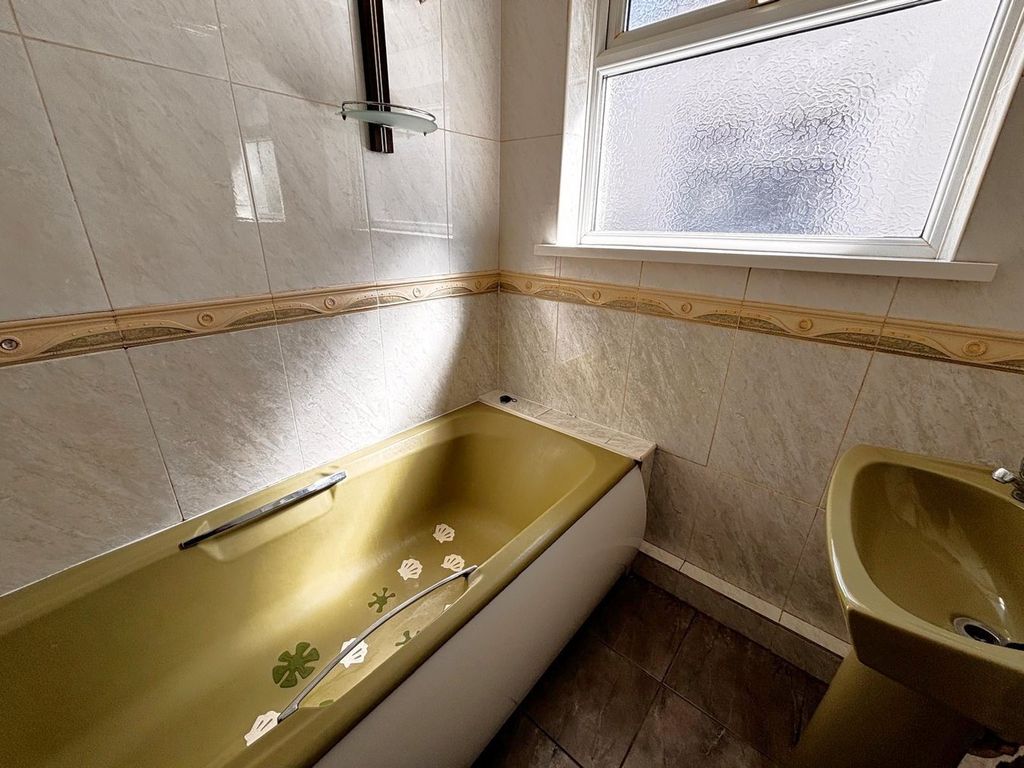 Additional image 10 of 2 bed detached bungalow for saleBronwydd Road, Carmarthen SA31