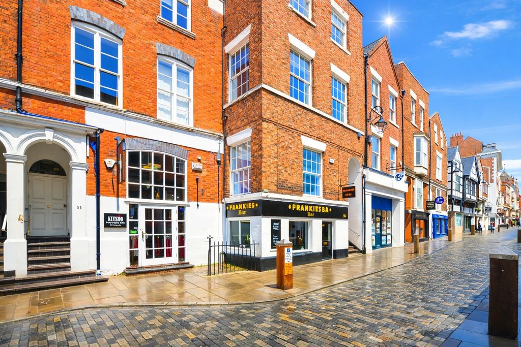 2 bed flat for saleWatergate Street, Chester, Cheshire CH1