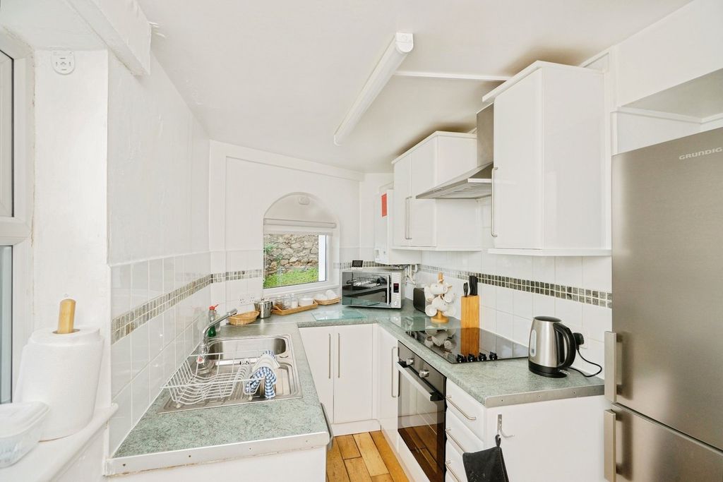 Additional image 34 of 7 bed semi-detached house for saleEngland Road South, Caernarfon LL55