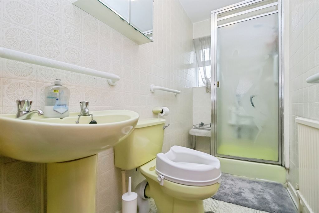 Additional image 23 of 4 bed detached house for saleRest Bay Close, Porthcawl CF36