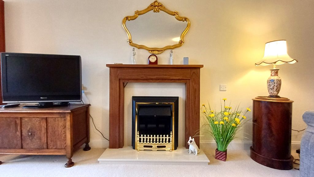 Additional image 5 of 2 bed flat for saleTrinity Road, Chipping Norton OX7