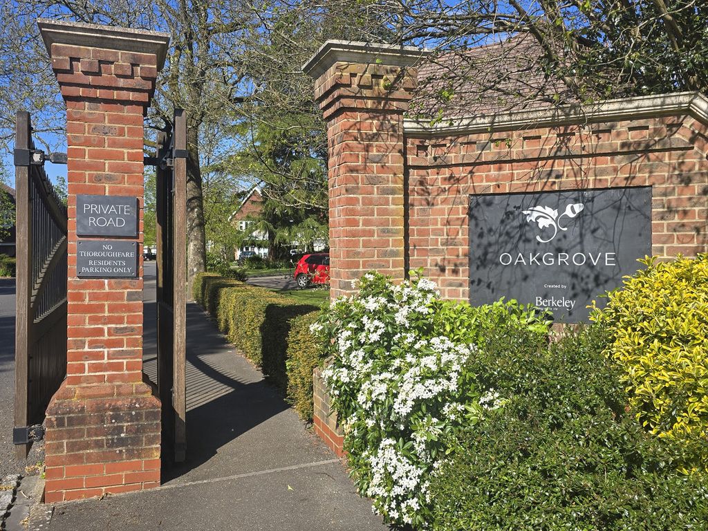 Additional image 24 of 5 bed detached house for saleHolland Park, Caterham CR3
