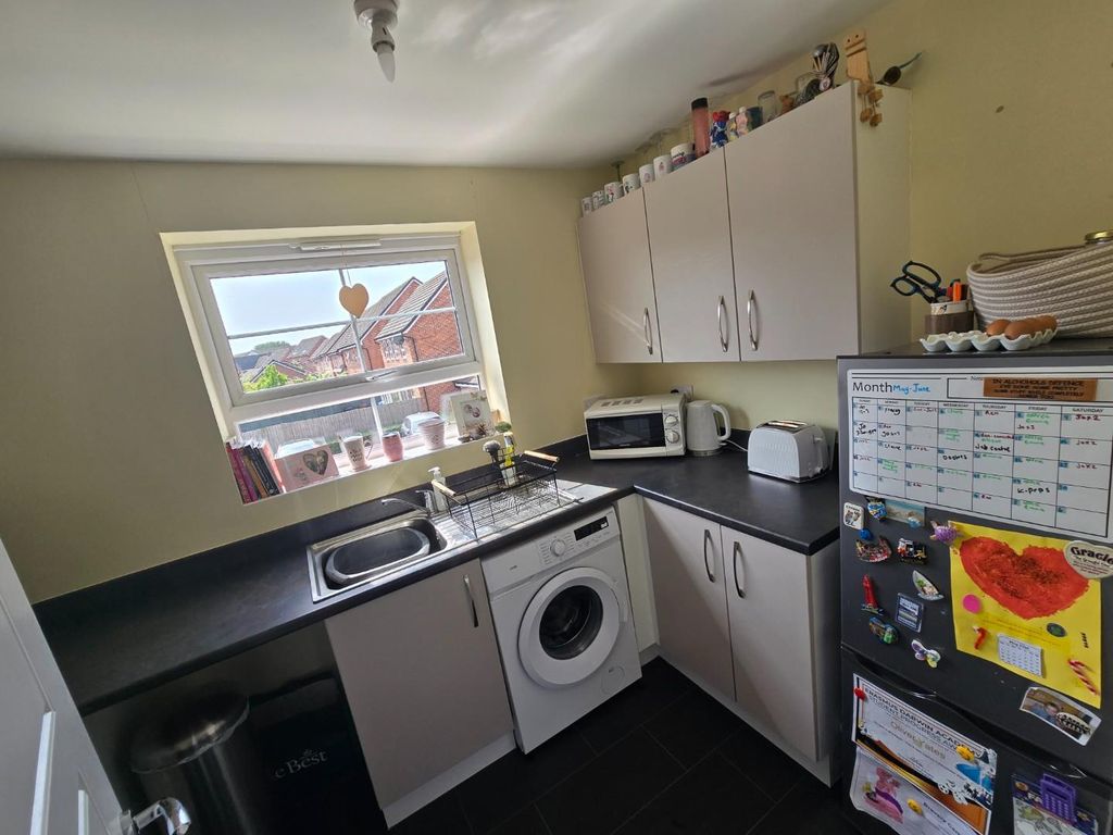 Additional image 7 of 2 bed flat for saleRuston Road, Burntwood WS7
