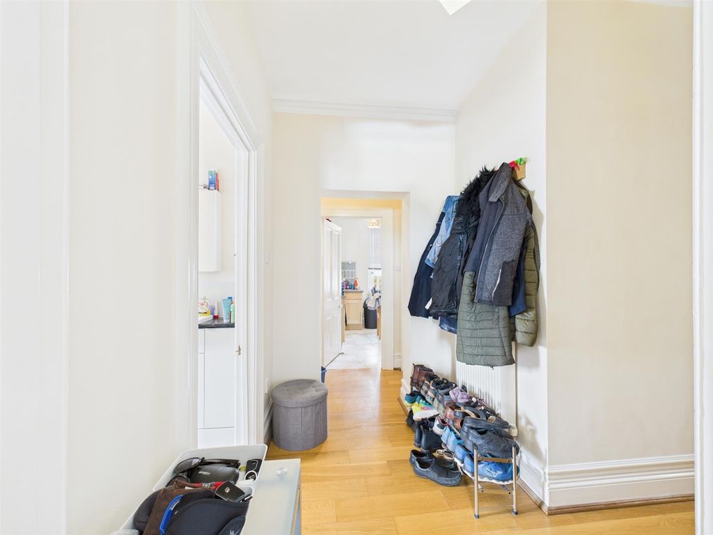Additional image 4 of 2 bed flat for saleThe Paddocks, Chippenham SN15