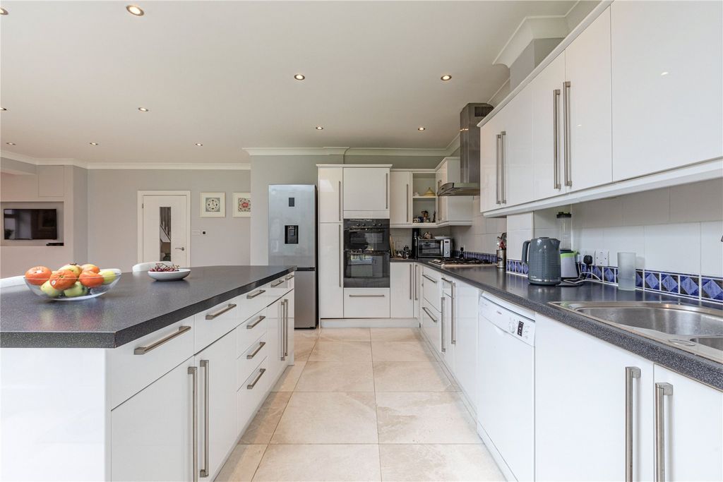 Additional image 7 of 4 bed detached house for saleChertsey, Surrey KT16