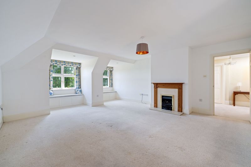 Additional image 3 of 2 bed flat for saleThe Avenue, Summersdale, Chichester PO19