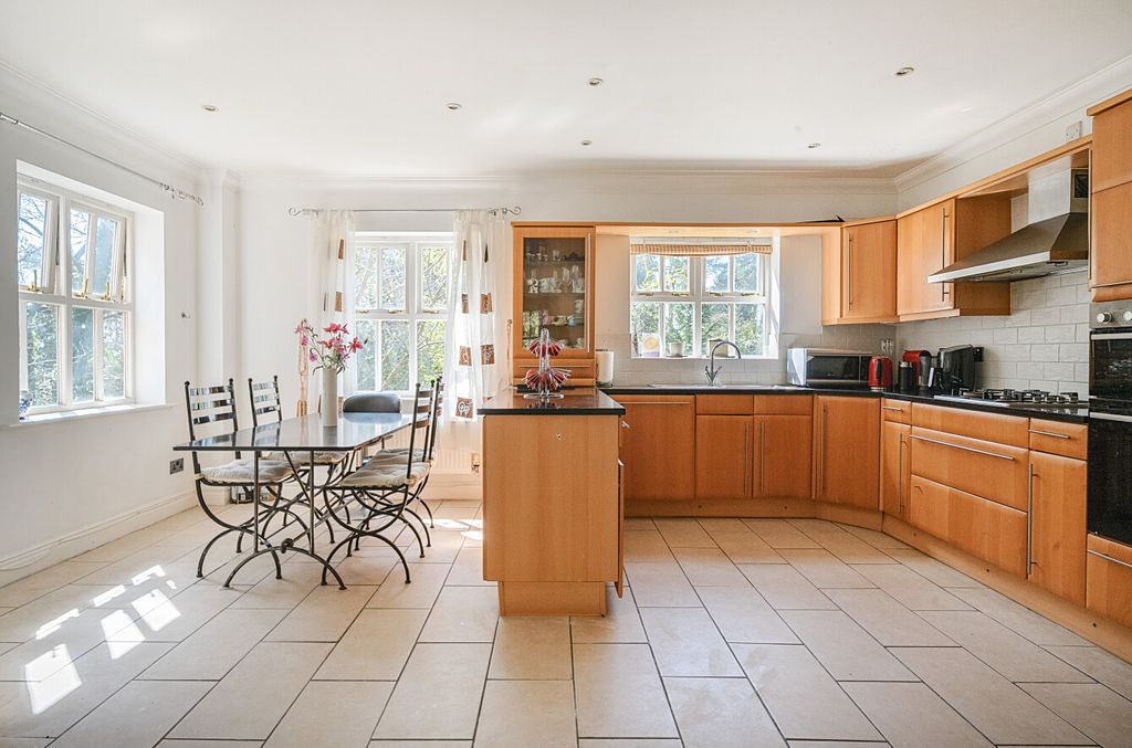Additional image 8 of 5 bed detached house for saleCrawley Drive, Camberley, Surrey GU15