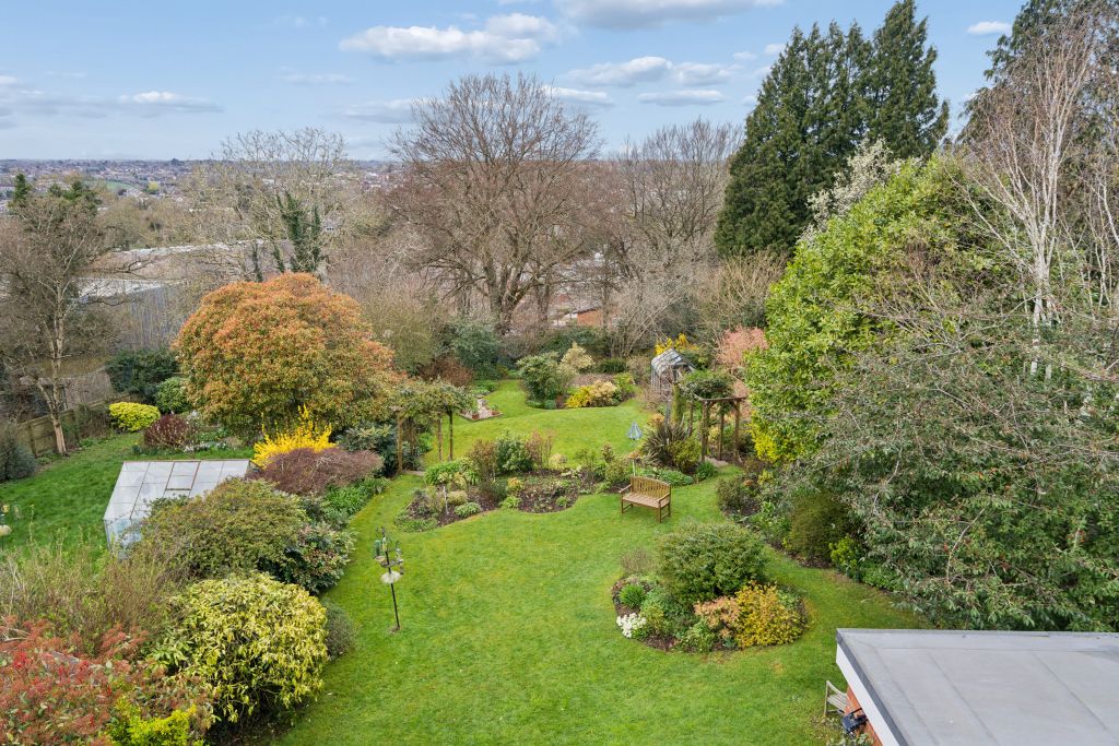 Additional image 8 of 5 bed detached house for saleManor Way, Chesham HP5