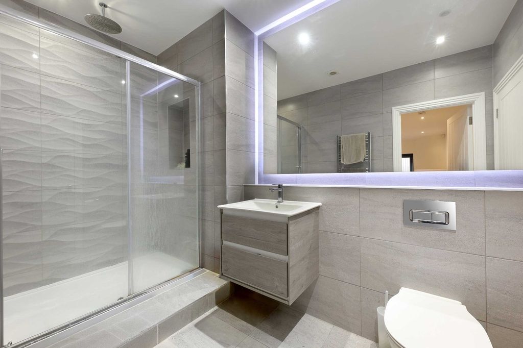 Additional image 23 of 6 bed country house for saleDeanway, Chalfont St. Giles, Buckinghamshire HP8