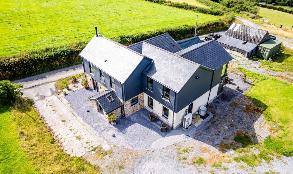 Additional image 6 of 4 bed detached house for saleEfail Y Banc, Rhydargaeau Road, Carmarthen SA32