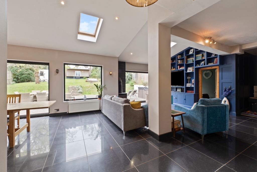 Additional image 11 of 5 bed detached house for saleCarshalton, Surrey SM5