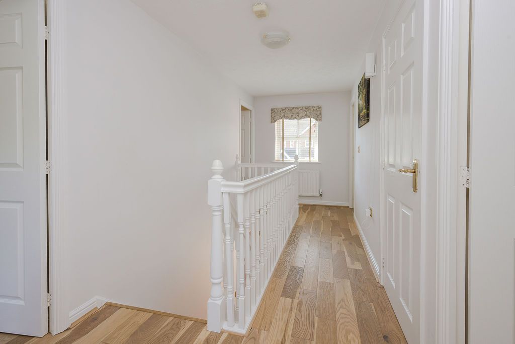Additional image 19 of 4 bed detached house for saleLawson Walk, Carshalton Beeches SM5