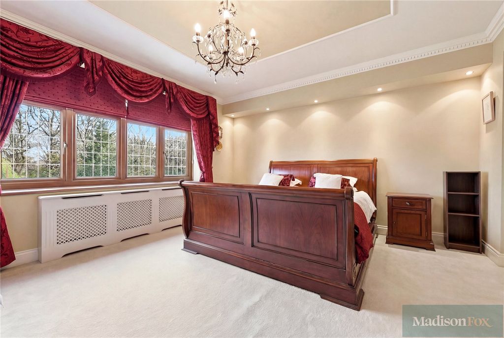 Additional image 23 of 6 bed detached house for saleTomswood Road, Chigwell IG7