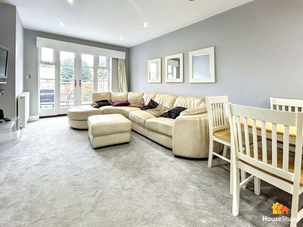 Additional image 8 of 2 bed flat for saleFullers Hill, Chesham HP5