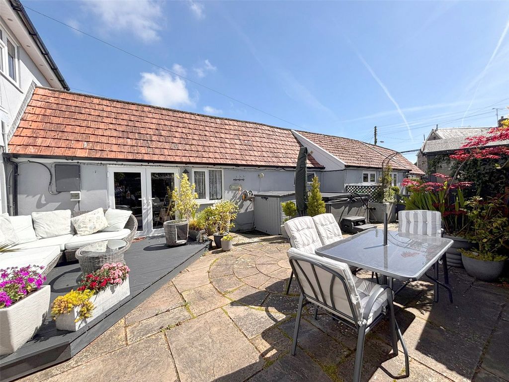 Additional image 6 of 4 bed detached house for saleKents Close, South Chard, Chard, Somerset TA20
