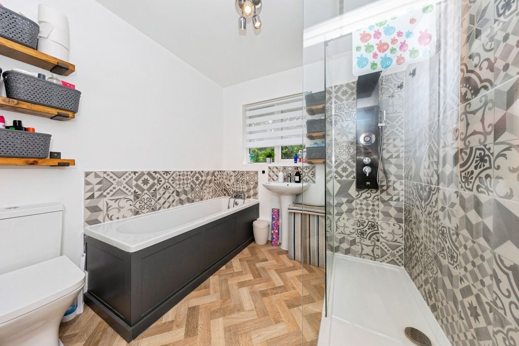 Additional image 12 of 4 bed semi-detached house for saleSteele Avenue, Carmarthen, Carmarthenshire SA31