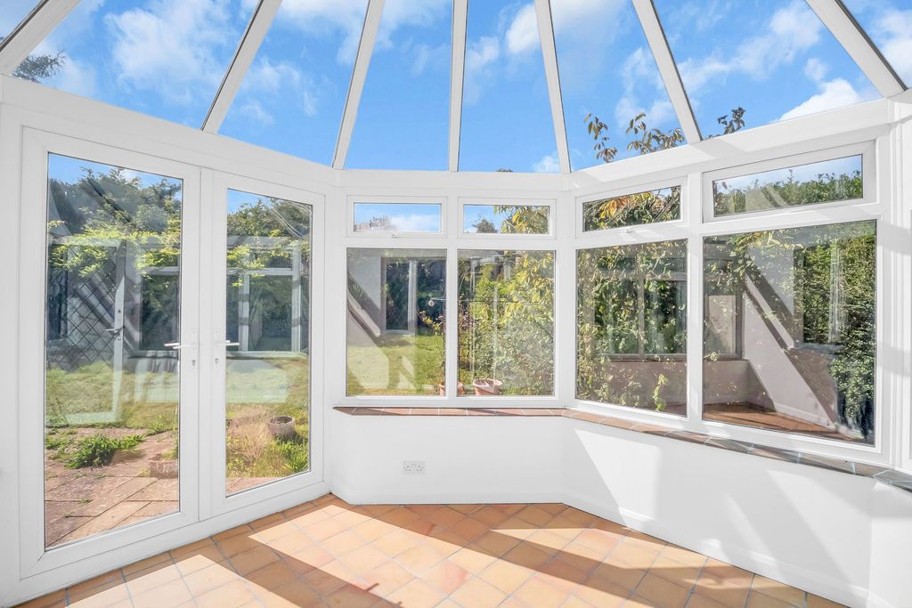 Additional image 2 of 3 bed detached house for saleHarestone Hill, Caterham CR3
