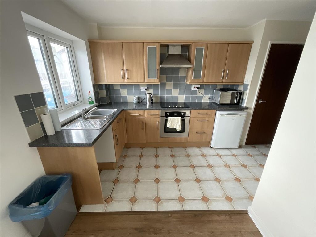 Additional image 18 of 1 bed flat for saleSunnyhill, Llanelli SA15