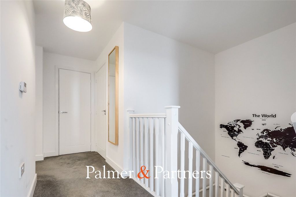 Additional image 10 of 2 bed flat for saleWharf Road, Chelmsford, Essex CM2
