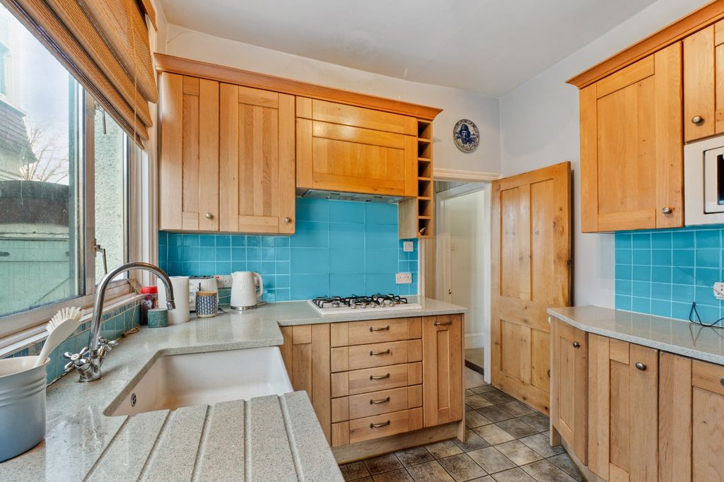 Additional image 4 of 4 bed semi-detached house for salePark Hill, Carshalton SM5