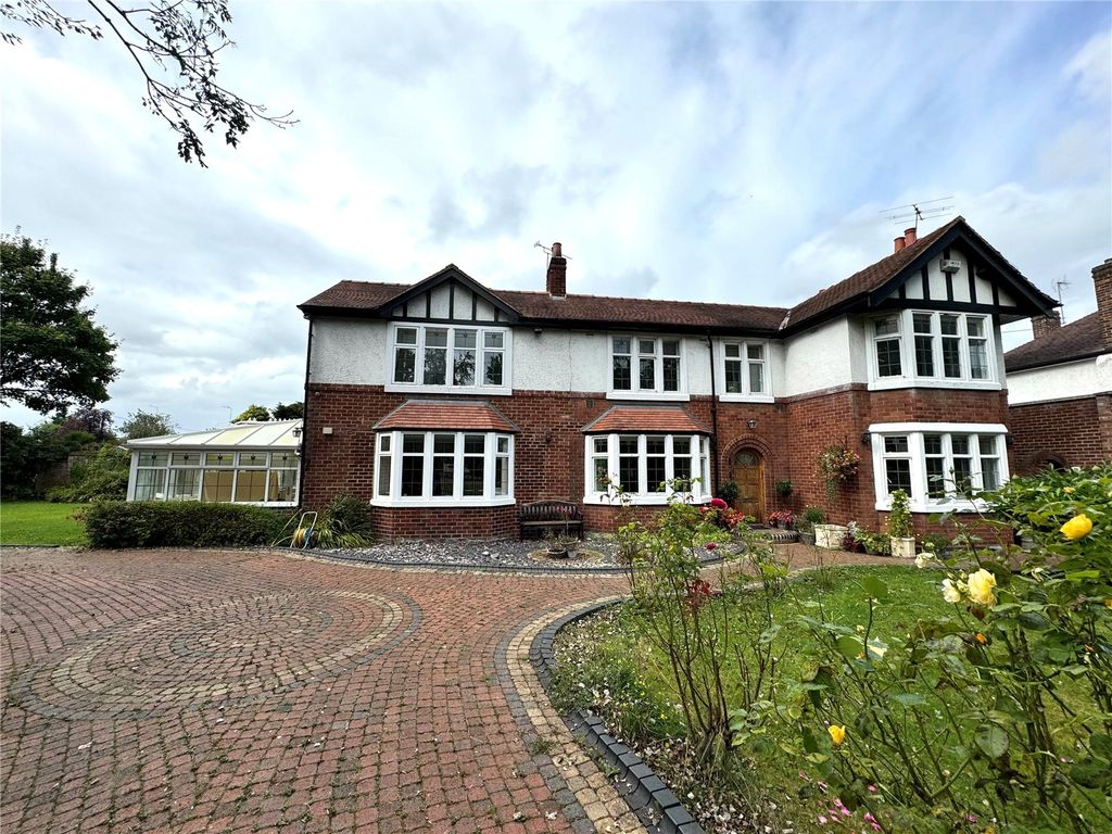 Additional image 20 of 6 bed detached house for saleGreenfield Crescent, Chester, Cheshire CH2