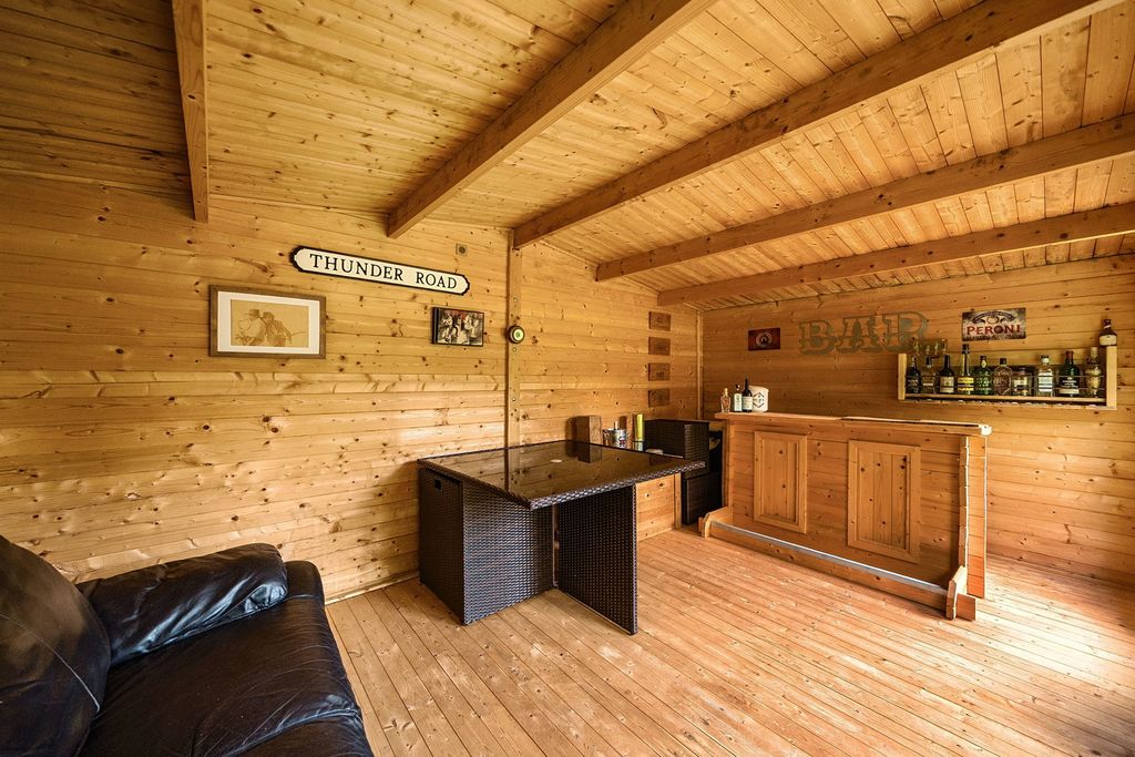 Additional image 27 of 4 bed detached house for saleDome Hill Peak, Caterham CR3
