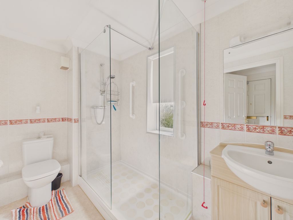 Additional image 3 of 1 bed flat for saleTrevithick Road, Camborne TR14