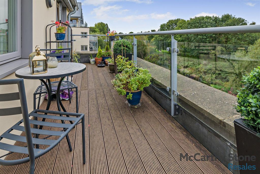 Additional image 2 of 2 bed flat for saleBowles Court, Westmead Lane, Chippenham, Wiltshire SN15