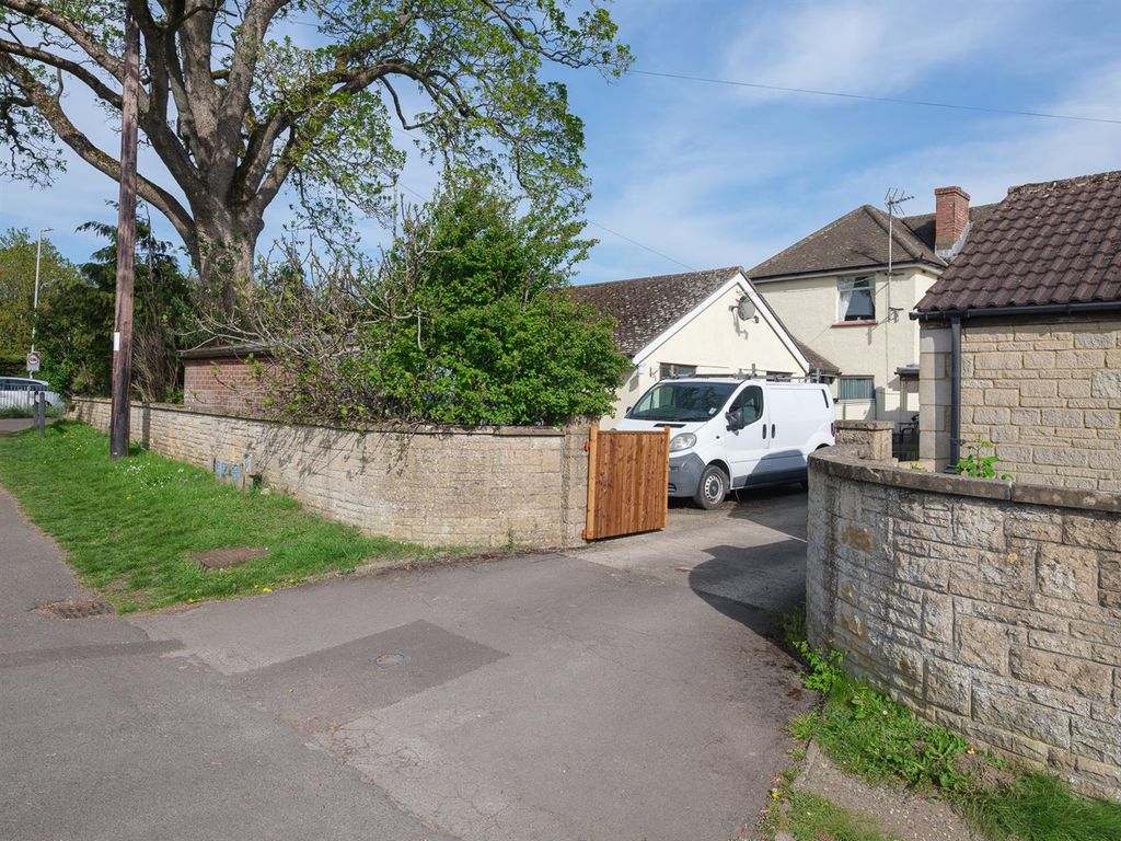 Additional image 4 of 5 bed detached house for saleBristol Road, Chippenham SN15