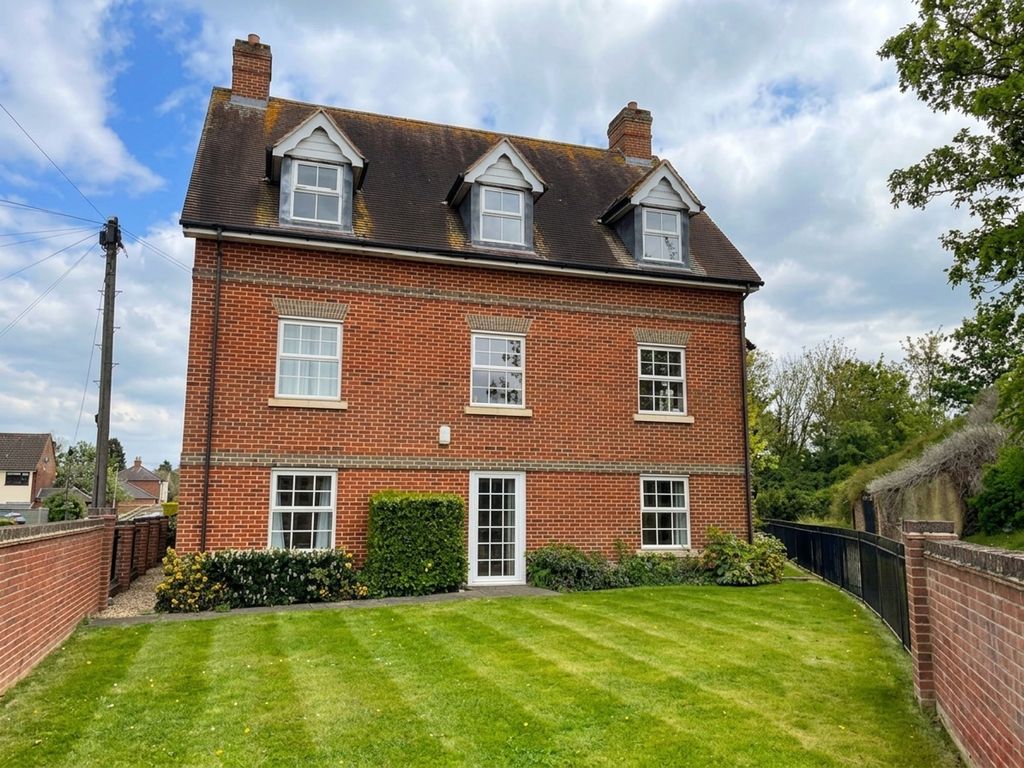 Additional image 4 of 2 bed flat for salePhoenix Court, Thame OX9