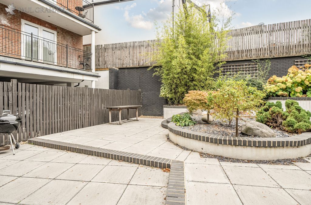 Additional image 17 of 2 bed flat for saleNicole Lodge, Carshalton SM5
