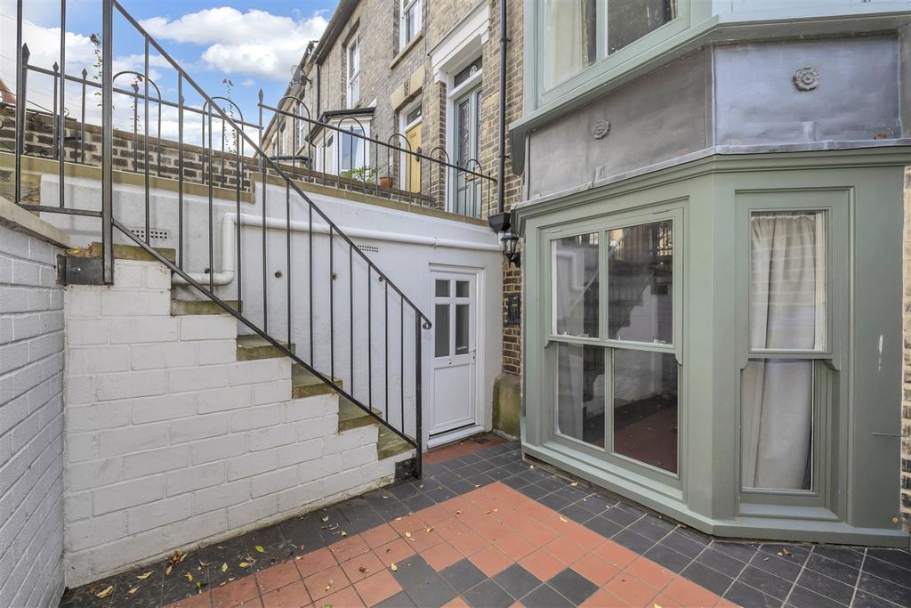 Additional image 26 of 4 bed town house for saleSt. Andrews Street North, Bury St Edmunds IP33
