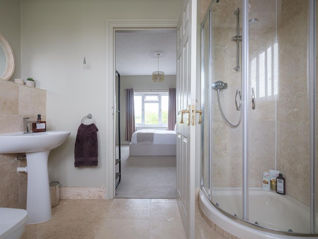 Additional image 16 of 5 bed detached house for saleYewstock Crescent West, Chippenham SN15