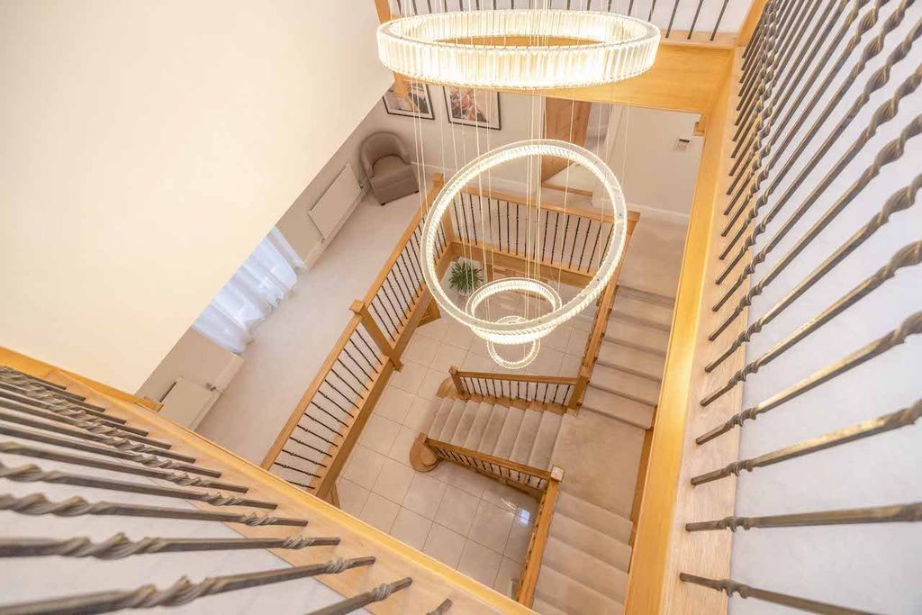 Additional image 21 of 6 bed detached house for saleBurtons Way, Chalfont St Giles HP8