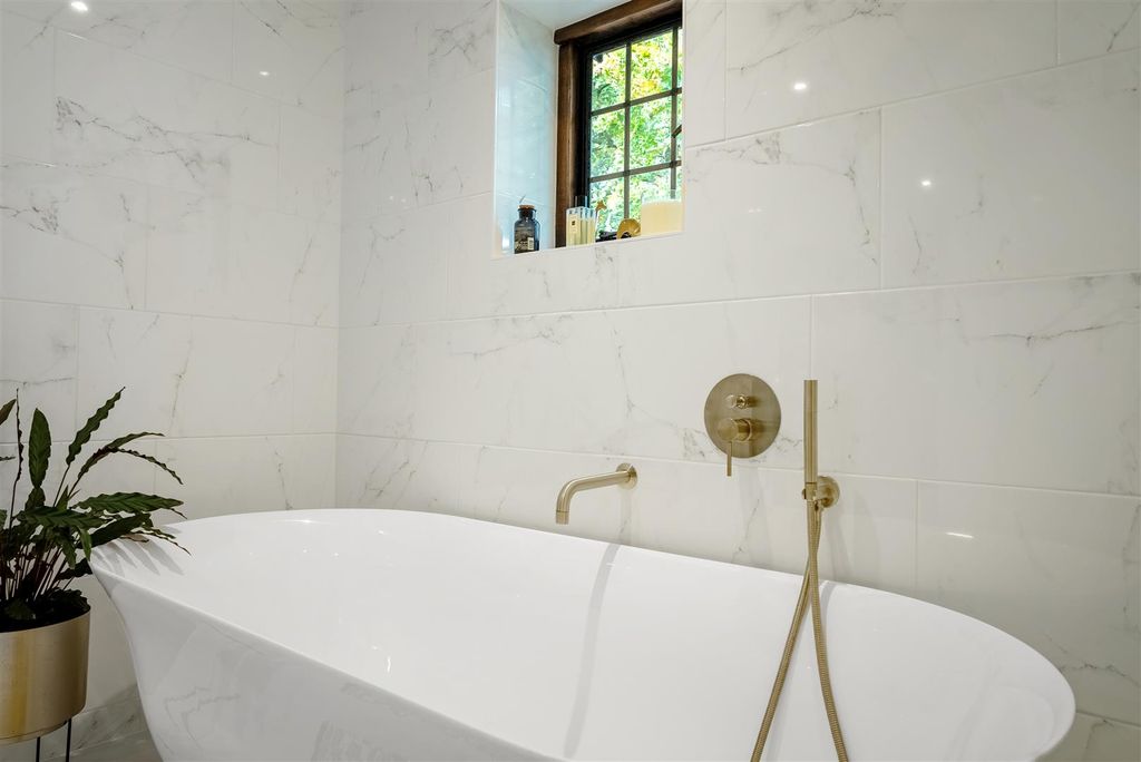 Additional image 25 of 5 bed detached house for saleOakwood Close, Chislehurst BR7