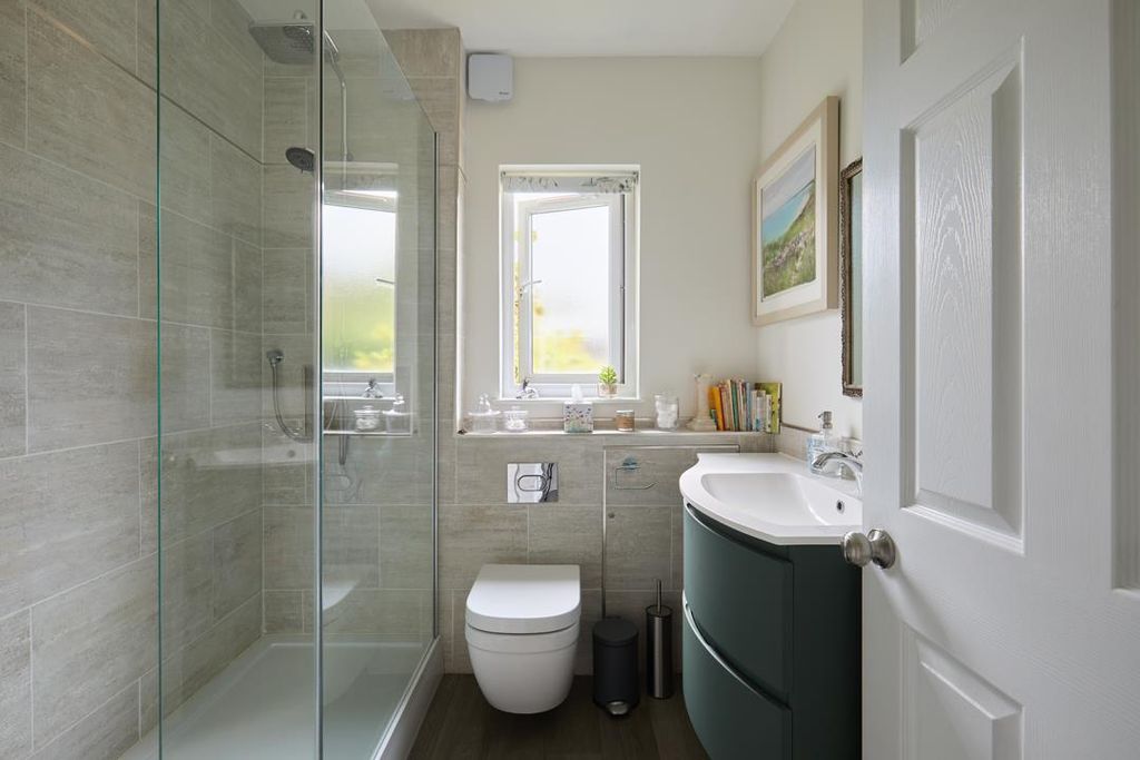 Additional image 18 of 2 bed detached house for saleLaleham Reach, Chertsey KT16
