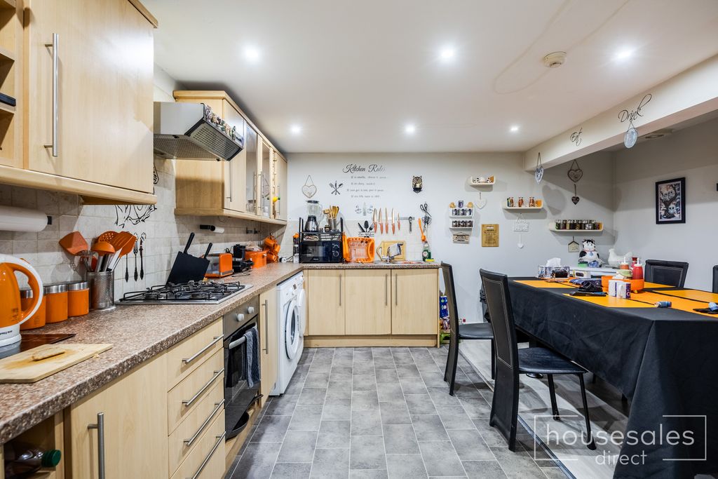Additional image 7 of 2 bed flat for sale9B Marine Parade Kirn, Dunoon PA23